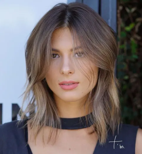 Idealne in zgrešene pričeske za kvadratni obraz 18 slojasti lob za tanke lase in kvadratni obraz