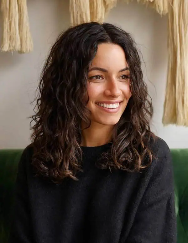 dragi rjavi valoviti lob