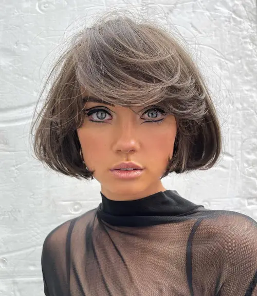 Idealne in zgrešene pričeske za diamantni obraz 25 francoski bob s stransko zacesanim frufrujem diamantni obraz