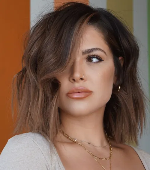 Idealne in zgrešene pričeske za diamantni obraz 26 globoka stranska precka diamantni obraz