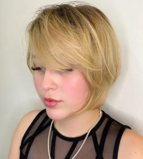 pixie bob z peresastim frufrujem za tanke lase