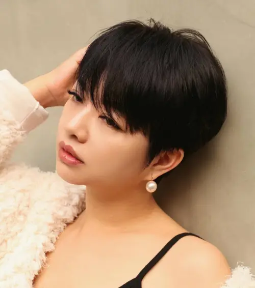 Idealne in zgrešene pričeske za diamantni obraz 24 pixie z dolgim frufrujem diamantni obraz