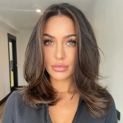 Idealne in zgrešene pričeske za podolgovat obraz 14 srednje dolgi peresasti prameni poldogovat obraz