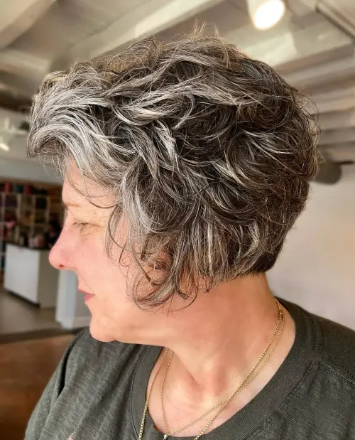 bixie s plastmi po celotni dolzini