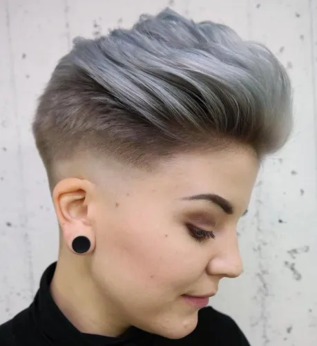 Frizure za punce 31 dolgi vrh in fade frizura