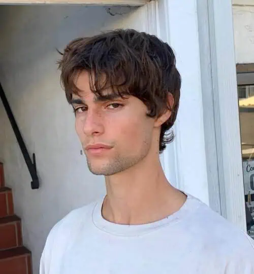 frizura za diamantni obraz srednja dolzina s frufrujem