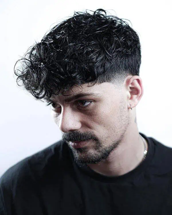 Moderne frizure za moške 71 frizura za goste lase blowout z valovi