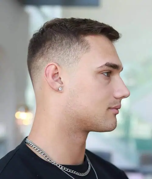 frizura za visoko celo klasicna kratka