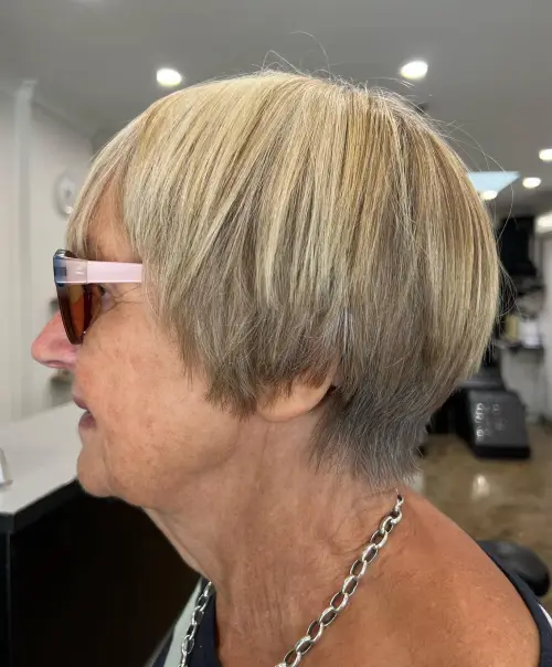 gladka bixie za ravne lase po 70 letu