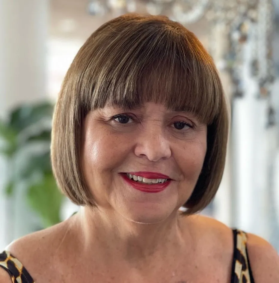 kratek raven rez s franjico za okrogel obraz