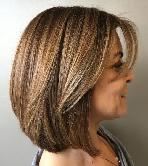 srednje dolgi bob po 50 letu